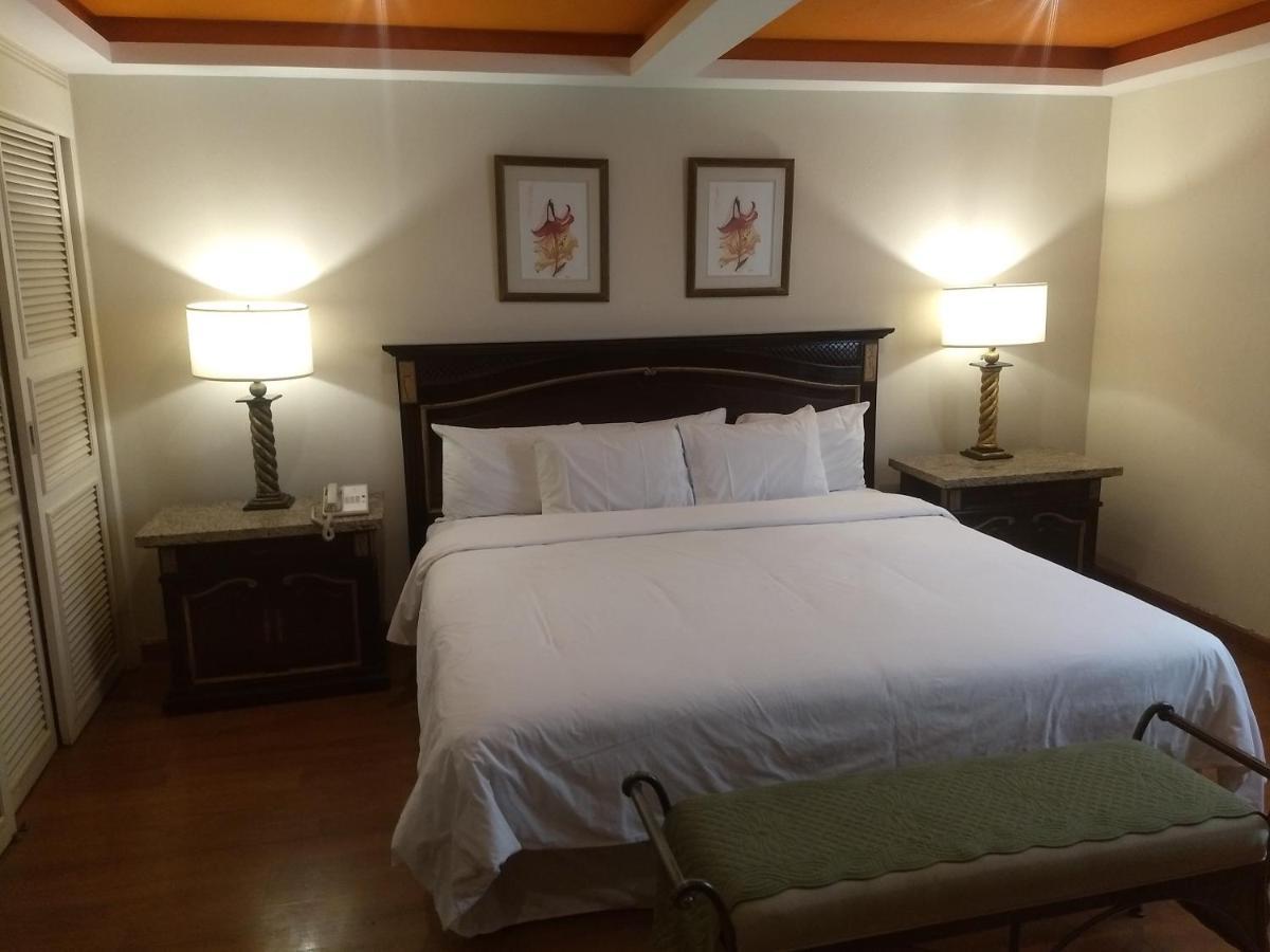 Rose Hotel Monterrey Dış mekan fotoğraf