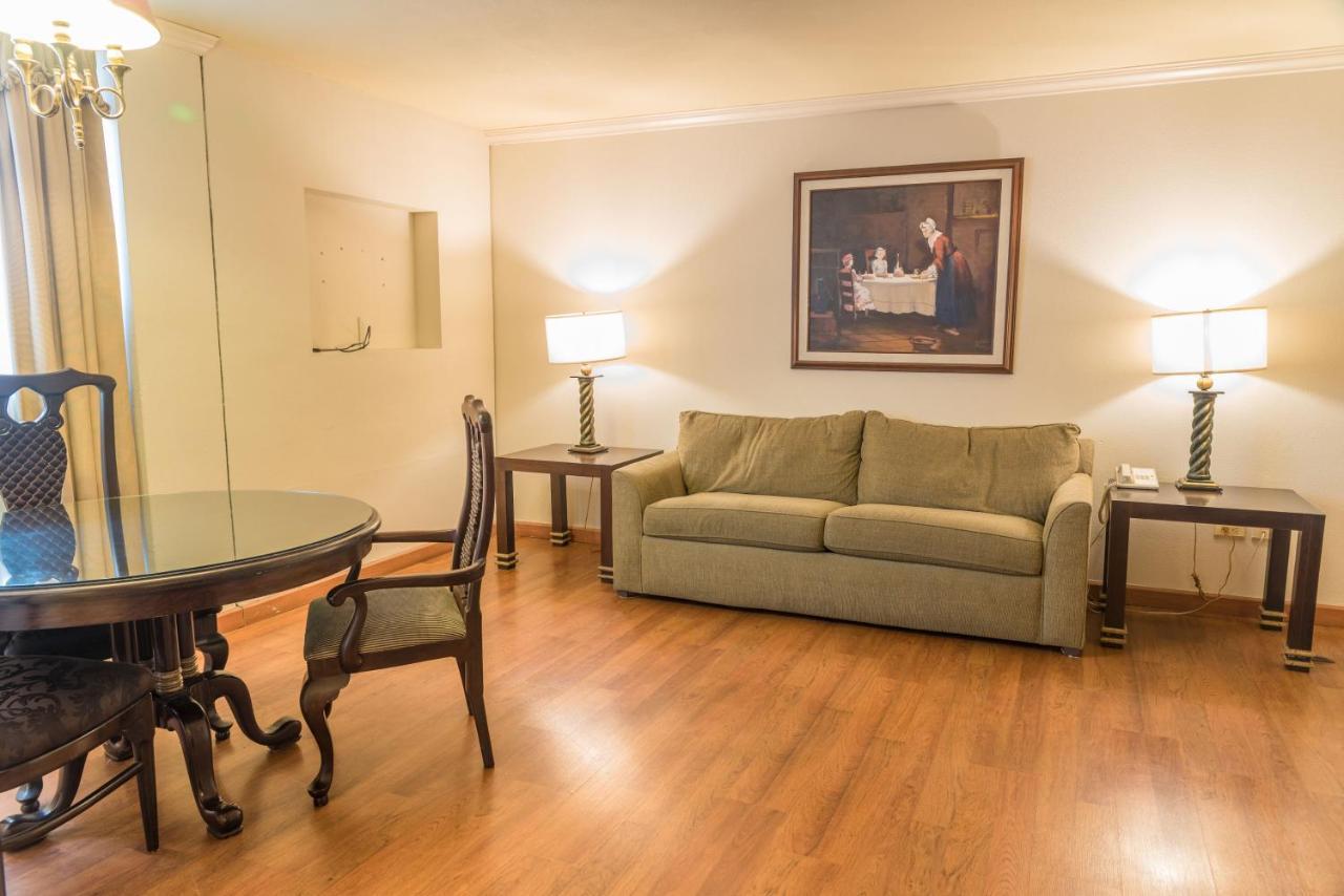 Rose Hotel Monterrey Dış mekan fotoğraf